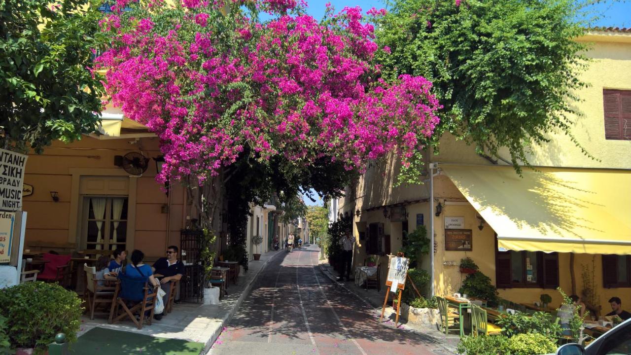 Under The Acropolis, Tiny Room, Big Terrace Atenas Exterior foto